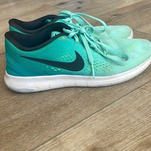 Nike Green Gradient tennis shoe